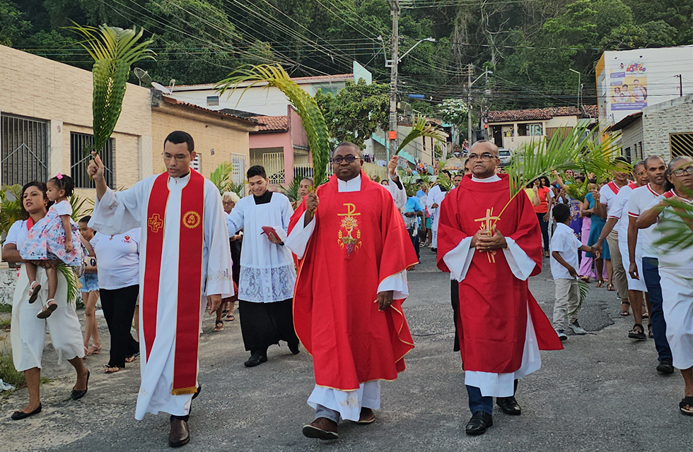 Procesión y celebración del Domingo de Ramos